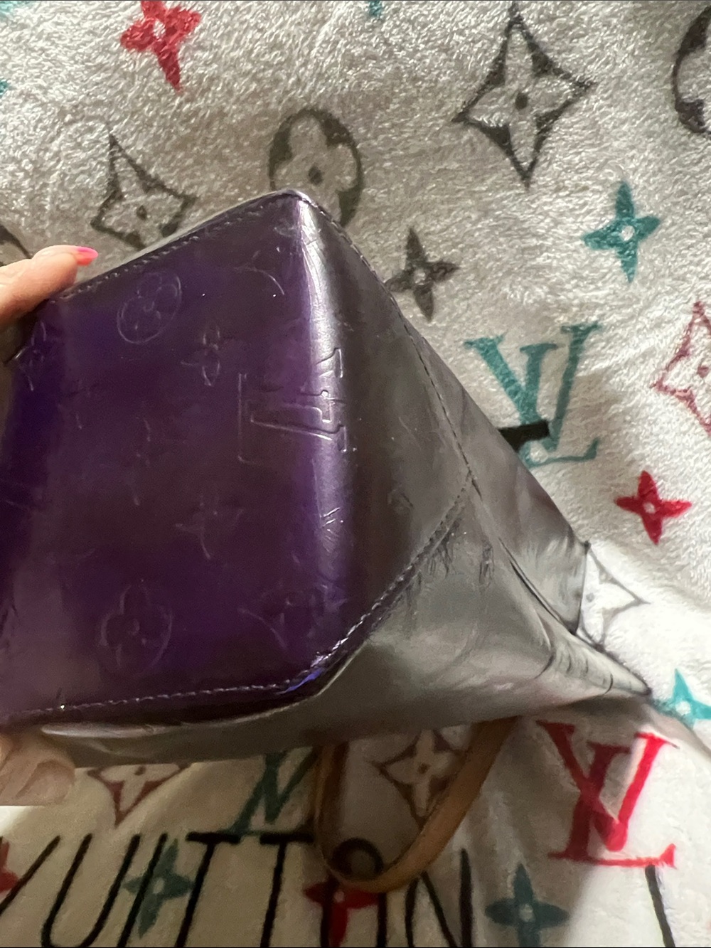 Louis Vuitton Purple Monogram Vernis Tote with Tan Handles - Picture 4 of 10